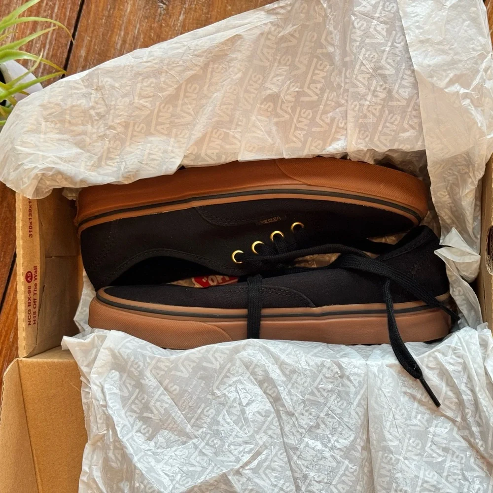 Authentic Vans - Picture 9 of 9